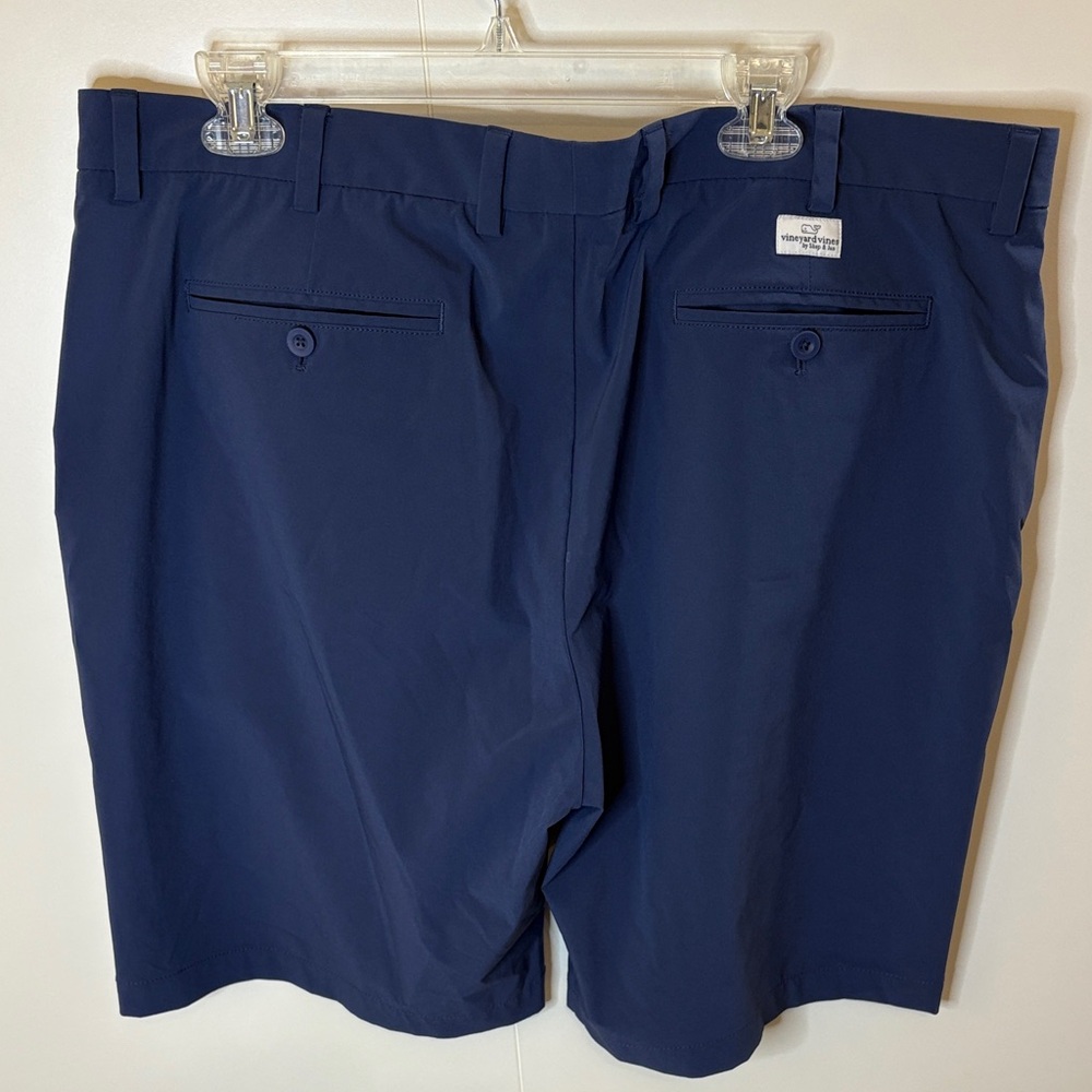 Vineyard Vines Men's Blue Breaker Performance Shorts - Picture 3 of 4